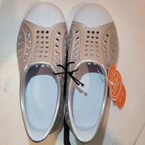 Wonder Nation Unisex Kids' Slip-On Water Shoes Gold White Size 11-12 New with